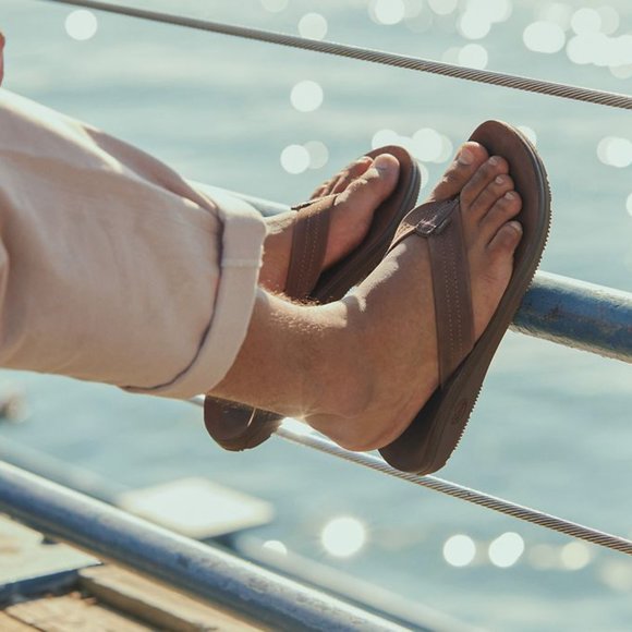 Chaco Men's Classic Flip flop Notch Navy - Picture 4 of 13